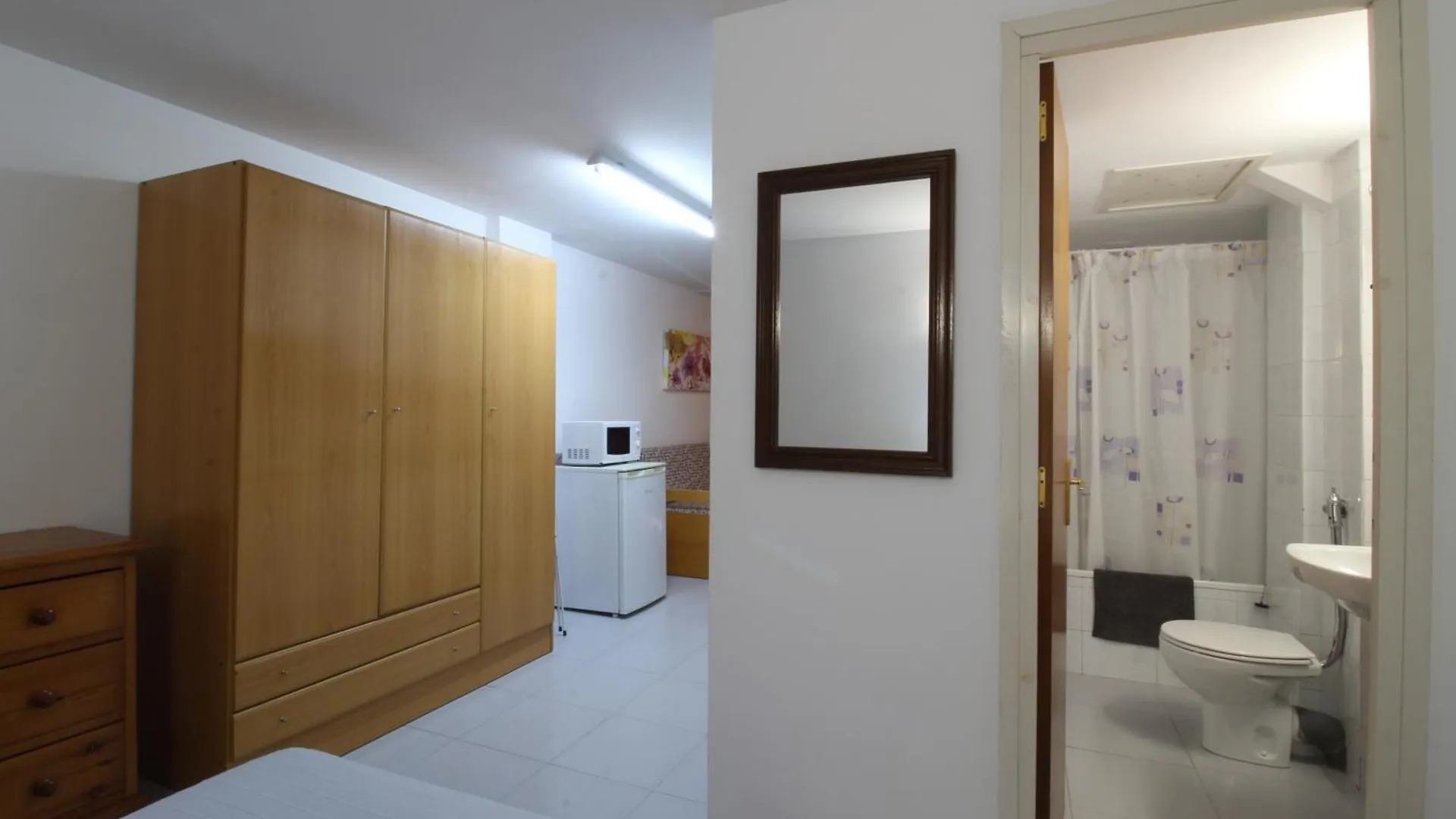 Apartaments El Sorrall 블랑스