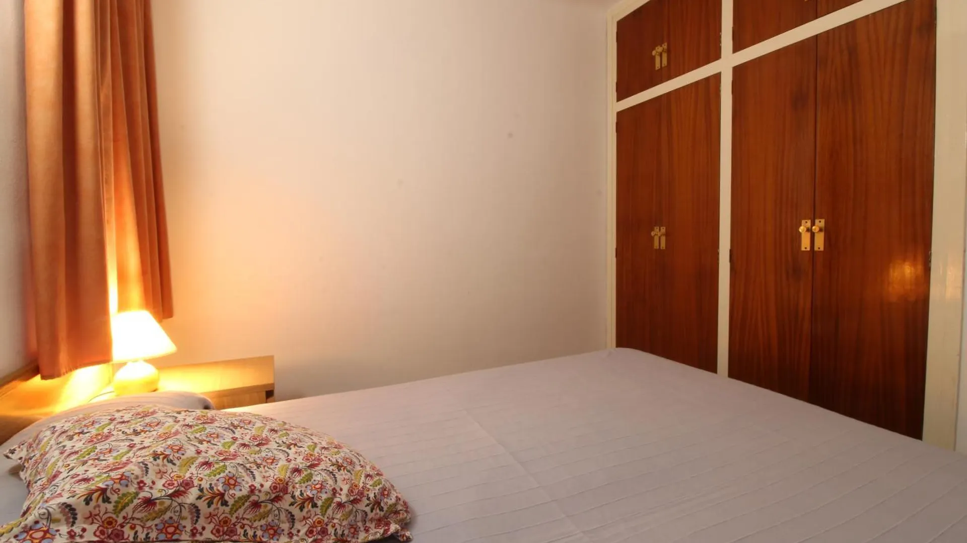 Apartaments El Sorrall بلانيس